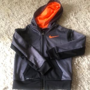 Boys Nike hoodie Dri-fit